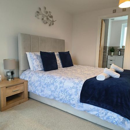 Highgow House Ensuite Bedroom Барнстъпъл Екстериор снимка